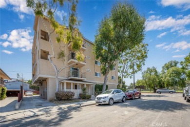LIST AGENT:  JULIE VOCK - FIRST TEAM REAL ESTATE - .  
Coastal on Recreation Park Golf Course 18 in California - for sale on GolfHomes.com, golf home, golf lot