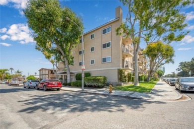 LIST AGENT:  JULIE VOCK - FIRST TEAM REAL ESTATE - .  
Coastal on Recreation Park Golf Course 18 in California - for sale on GolfHomes.com, golf home, golf lot
