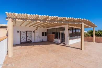 Searching for a Home on a Private Club? You just found it! This on Country Club of Green Valley in Arizona - for sale on GolfHomes.com, golf home, golf lot