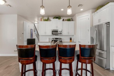 Beautiful end-unit townhome in The Escapes at The Ledges on The Ledges Golf Club in Utah - for sale on GolfHomes.com, golf home, golf lot