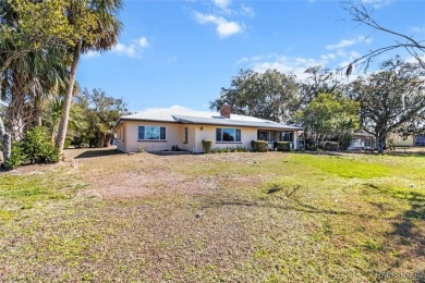 This home, great for creating lasting memories, accommodates on Plantation Inn and Golf Resort  in Florida - for sale on GolfHomes.com, golf home, golf lot