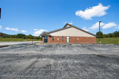 PRICE DROP - Outstanding opportunity! Great commercial space on Union Hills Golf Course in Missouri - for sale on GolfHomes.com, golf home, golf lot