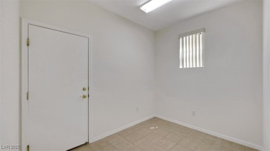 You will love this beautifully maintained two-bedroom, two-bath on Siena Golf Club in Nevada - for sale on GolfHomes.com, golf home, golf lot