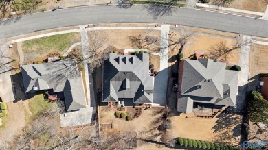 Come see this 5 bedroom, 4 bathrooms, full brick, 3 car garage on Hampton Cove Golf Course in Alabama - for sale on GolfHomes.com, golf home, golf lot