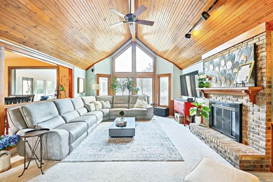 Start Showing Date: 1/16/2026 WELCOME HOME to this meticulously on Arlington Park Association in Indiana - for sale on GolfHomes.com, golf home, golf lot