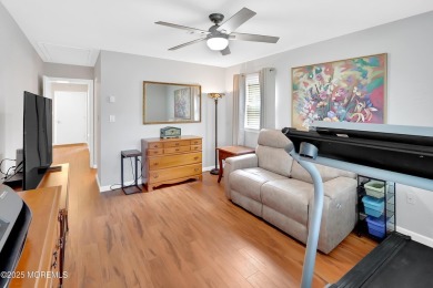 Welcome to this beautifully maintained 2 bedroom 2 bath Marlowe on Lions Head Country Club in New Jersey - for sale on GolfHomes.com, golf home, golf lot
