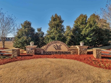 Welcome to this beautiful, move-in-ready 2-bedroom, 2-bathroom on Houston Springs Resort and Golf Course in Georgia - for sale on GolfHomes.com, golf home, golf lot