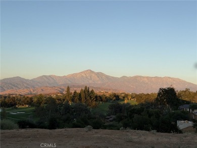 Nearly one acre (ca 40,000 sqft) lot with ca 20,000 sqft flat on Redlands Country Club in California - for sale on GolfHomes.com, golf home, golf lot