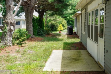 Welcome to this beautifully maintained 2 bedroom 2 bath Marlowe on Lions Head Country Club in New Jersey - for sale on GolfHomes.com, golf home, golf lot