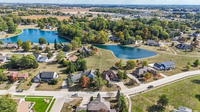 WELCOME HOME to this meticulously maintained GEM in sought-after on Arlington Park Association in Indiana - for sale on GolfHomes.com, golf home, golf lot