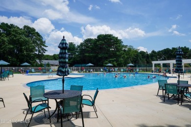 Welcome to this beautifully maintained 2 bedroom 2 bath Marlowe on Lions Head Country Club in New Jersey - for sale on GolfHomes.com, golf home, golf lot