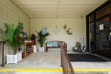 Welcome to this beautifully maintained 2 bedroom 2 bath Marlowe on Lions Head Country Club in New Jersey - for sale on GolfHomes.com, golf home, golf lot
