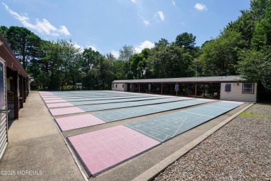 Welcome to this beautifully maintained 2 bedroom 2 bath Marlowe on Lions Head Country Club in New Jersey - for sale on GolfHomes.com, golf home, golf lot