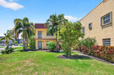 Embrace the captivating charm and modern convenience of this on Kings Point Golf -Flanders Way in Florida - for sale on GolfHomes.com, golf home, golf lot