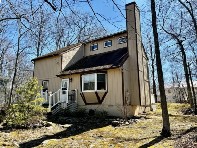 Located in the amenity filled, STR Friendly, and highly on Pocono Farms Country Club in Pennsylvania - for sale on GolfHomes.com, golf home, golf lot