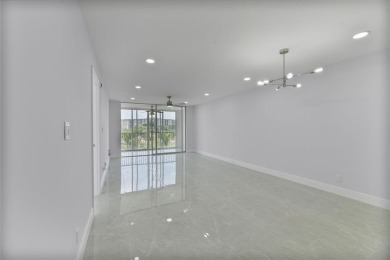 Beautifully updated 1 bedroom, 1 and a 1/2 bath condo located in on Palm-Aire Country Club and Resort - Palms in Florida - for sale on GolfHomes.com, golf home, golf lot