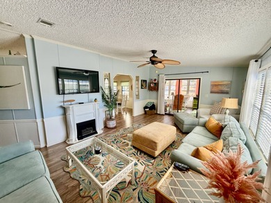 Home is located in Water Oak Country Club Estates in Lady Lake on Water Oak Country Club Estates in Florida - for sale on GolfHomes.com, golf home, golf lot