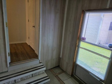 This stunning remodeled 3 spacious bedroom, 2 fully updated on Lakes at Leesburg Golf Course in Florida - for sale on GolfHomes.com, golf home, golf lot
