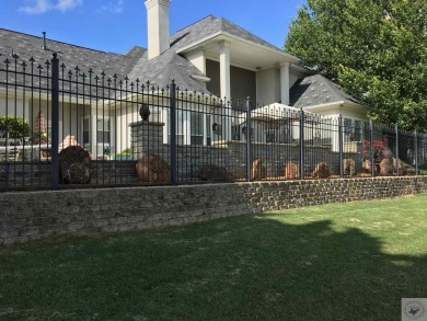 30 minutes from Downtown Dallas, this beautiful custom built on Thorntree Country Club in Texas - for sale on GolfHomes.com, golf home, golf lot