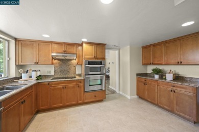 Rare opportunity in Rossmoor! This 3-bedroom, 2-bath Villa on Rossmoor Golf Course in California - for sale on GolfHomes.com, golf home, golf lot