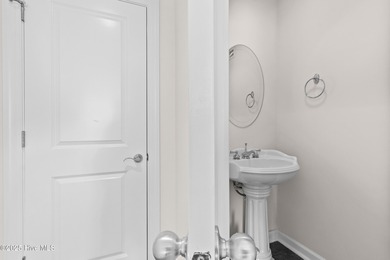 Gorgeous all-brick home in the exclusive Magnolia Greens Golf on Magnolia Greens Golf Plantation in North Carolina - for sale on GolfHomes.com, golf home, golf lot