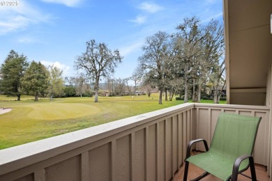 Tucked away on a quiet cul-de-sac at the edge of Oakway Golf on Oakway Golf Course in Oregon - for sale on GolfHomes.com, golf home, golf lot