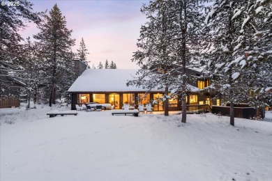 A beautiful Furnished Sunriver Estate! This home is located on a on Sunriver Woodlands Golf Course in Oregon - for sale on GolfHomes.com, golf home, golf lot