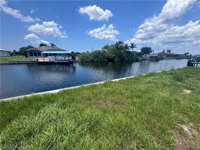 Nice and Cleared GULF ACCESS LOT with a NEW SEAWALL (10 Ft) in on Burnt Store Golf Club in Florida - for sale on GolfHomes.com, golf home, golf lot