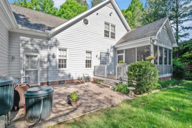 Beautiful traditional home in desirable Glen Laurel Subdivision on The Neuse Golf Club in North Carolina - for sale on GolfHomes.com, golf home, golf lot