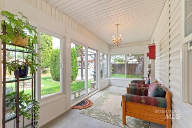 Beautiful home, amazing location!   Directly across from Purple on Purple Sage Golf Course in Idaho - for sale on GolfHomes.com, golf home, golf lot
