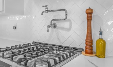 Absolutely stunning completely remodeled in 2020 ranch on the on Eagle Haven Golf Course in Virginia - for sale on GolfHomes.com, golf home, golf lot