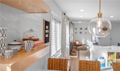 Absolutely stunning completely remodeled in 2020 ranch on the on Eagle Haven Golf Course in Virginia - for sale on GolfHomes.com, golf home, golf lot