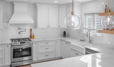 Absolutely stunning completely remodeled in 2020 ranch on the on Eagle Haven Golf Course in Virginia - for sale on GolfHomes.com, golf home, golf lot