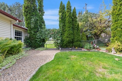 Beautiful home, amazing location!   Directly across from Purple on Purple Sage Golf Course in Idaho - for sale on GolfHomes.com, golf home, golf lot