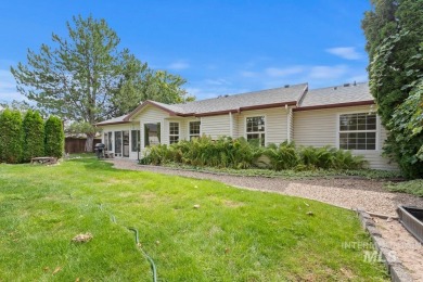 Beautiful home, amazing location!   Directly across from Purple on Purple Sage Golf Course in Idaho - for sale on GolfHomes.com, golf home, golf lot
