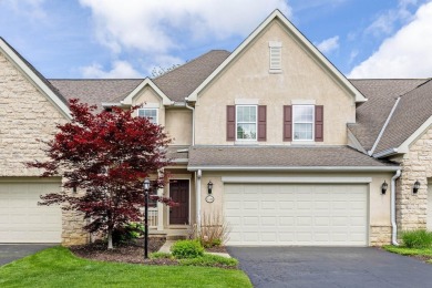 Welcome to this exceptional and exquisitely updated kitchen to on Scioto Reserve Golf and Athletic Club in Ohio - for sale on GolfHomes.com, golf home, golf lot