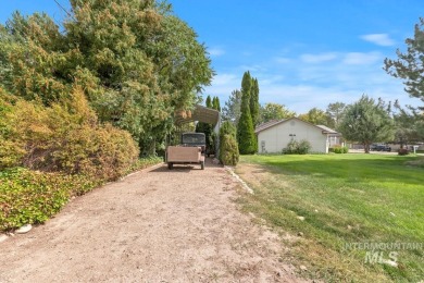 Beautiful home, amazing location!   Directly across from Purple on Purple Sage Golf Course in Idaho - for sale on GolfHomes.com, golf home, golf lot