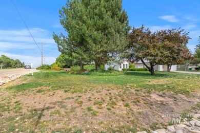 Beautiful home, amazing location!   Directly across from Purple on Purple Sage Golf Course in Idaho - for sale on GolfHomes.com, golf home, golf lot