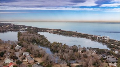 Absolutely stunning completely remodeled in 2020 ranch on the on Eagle Haven Golf Course in Virginia - for sale on GolfHomes.com, golf home, golf lot