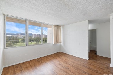 Incredible Opportunity - Priced Well Below Assessed Value! on Honolulu Country Club in Hawaii - for sale on GolfHomes.com, golf home, golf lot