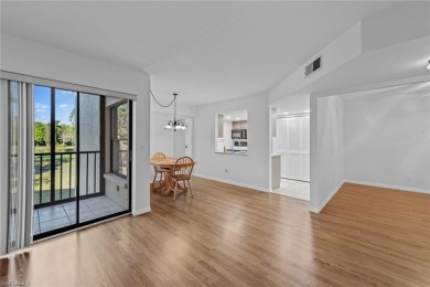 MOTIVATED SELLER!!  GOLF COURSE/LAKE VIEW! This 2 bed + den, 2 on Cross Creek Country Club in Florida - for sale on GolfHomes.com, golf home, golf lot