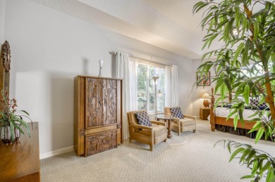 Wonderful open floor plan built on cul-de-sac overlooking wide on PGA National Estates Golf Course in Florida - for sale on GolfHomes.com, golf home, golf lot
