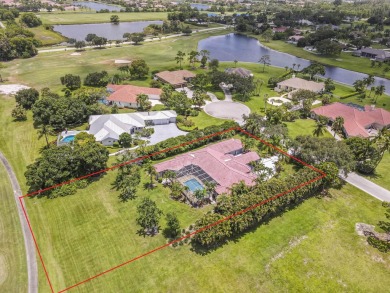 Wonderful open floor plan built on cul-de-sac overlooking wide on PGA National Estates Golf Course in Florida - for sale on GolfHomes.com, golf home, golf lot