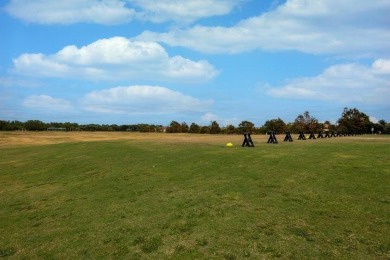 Wonderful open floor plan built on cul-de-sac overlooking wide on PGA National Estates Golf Course in Florida - for sale on GolfHomes.com, golf home, golf lot