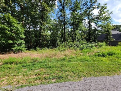 This lot is a needle in the haystack!  Not only does it have on Bella Vista - Metfield Golf Complex and Country Club in Arkansas - for sale on GolfHomes.com, golf home, golf lot
