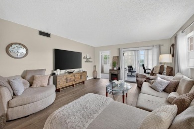 Abacos - 2 Bed, 2 Bath Evergreen Corner Unit
Bright and airy on Wynmoor Golf Course in Florida - for sale on GolfHomes.com, golf home, golf lot
