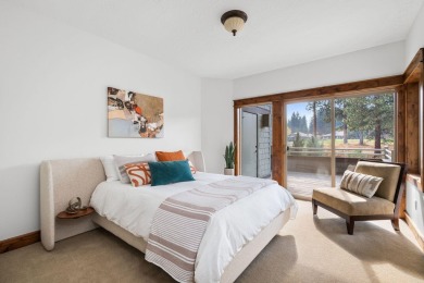 This beautiful 3-bed, 3.5-bath Painted Ridge townhome in the on Broken Top Club in Oregon - for sale on GolfHomes.com, golf home, golf lot