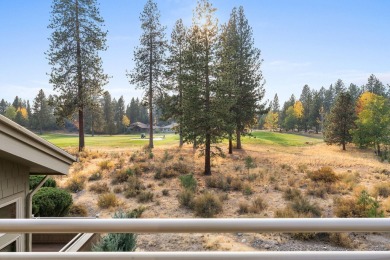 This beautiful 3-bed, 3.5-bath Painted Ridge townhome in the on Broken Top Club in Oregon - for sale on GolfHomes.com, golf home, golf lot