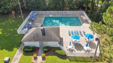 This 3 bedroom, 2 bath Good Cents Home in the desirable Colonial on Palmetto Greens Golf and Country Club in South Carolina - for sale on GolfHomes.com, golf home, golf lot