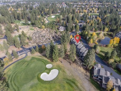 This beautiful 3-bed, 3.5-bath Painted Ridge townhome in the on Broken Top Club in Oregon - for sale on GolfHomes.com, golf home, golf lot